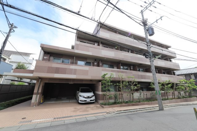 PREMIUM CUBE G 三軒茶屋1階 外観