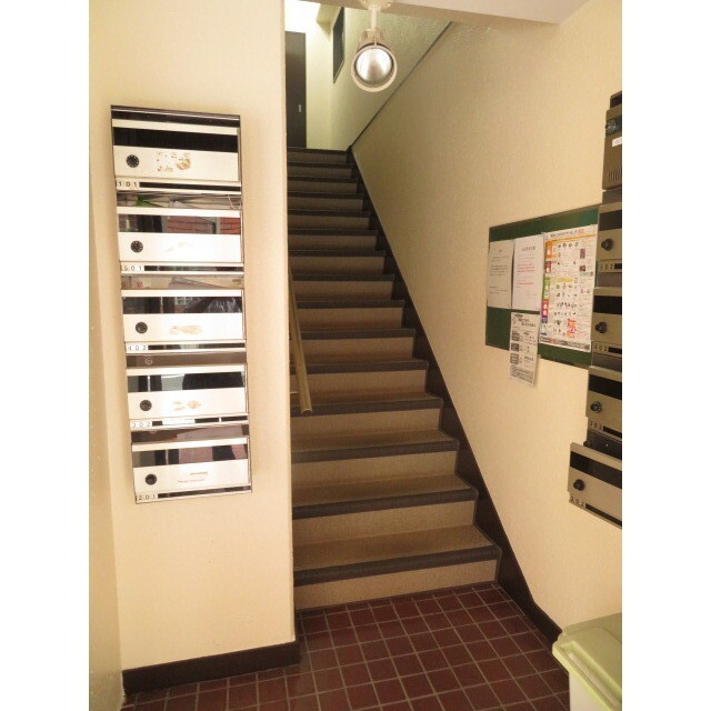 奥村マンション4階 外観