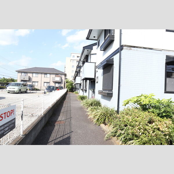 ヴァンベール東川口　Ⅴ103号室 アプローチ