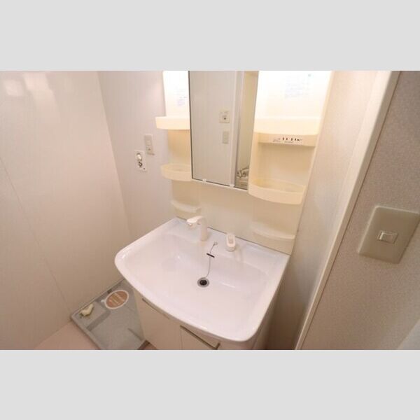 コモド八ヶ崎　A・B 洗髪洗面化粧台