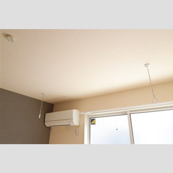 ルボワ　エスト102号室 室内物干し