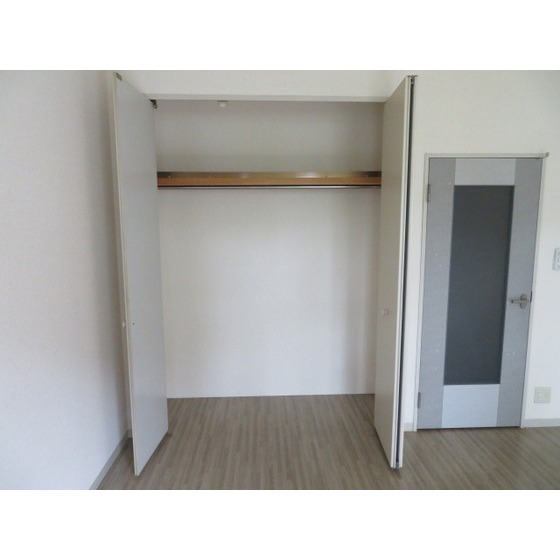 Ｙ’Ｓ　ＨＯＵＳＥ クローゼット