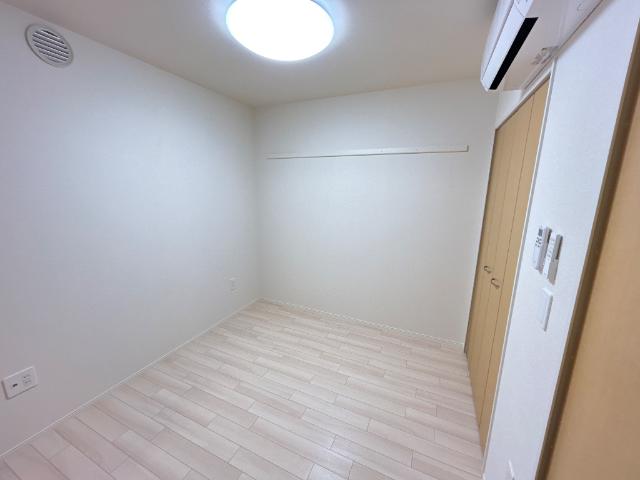 リノナル105号室 洋室