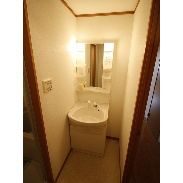 アンプルール 彩華 内観