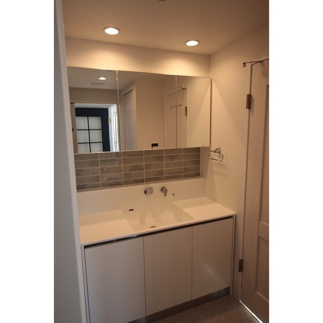 シーサイドビラ鵠沼0501号室 内観