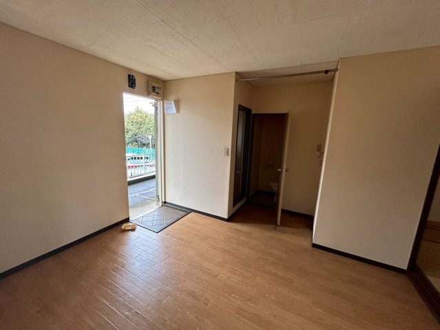 りむーるB 玄関