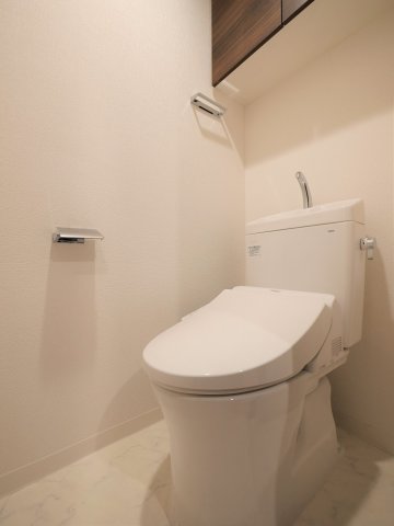 ジェノヴィア四谷三丁目グリーンヴェール4階 同建物別部屋の参考画像