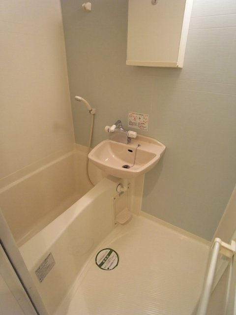 ヴィータローザ東府中112号室 同建物別部屋の参考画像