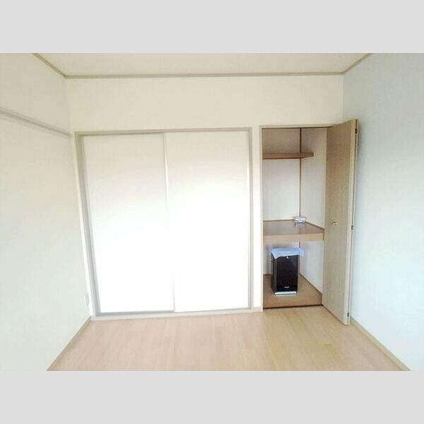 サンハイム　SーB 物入