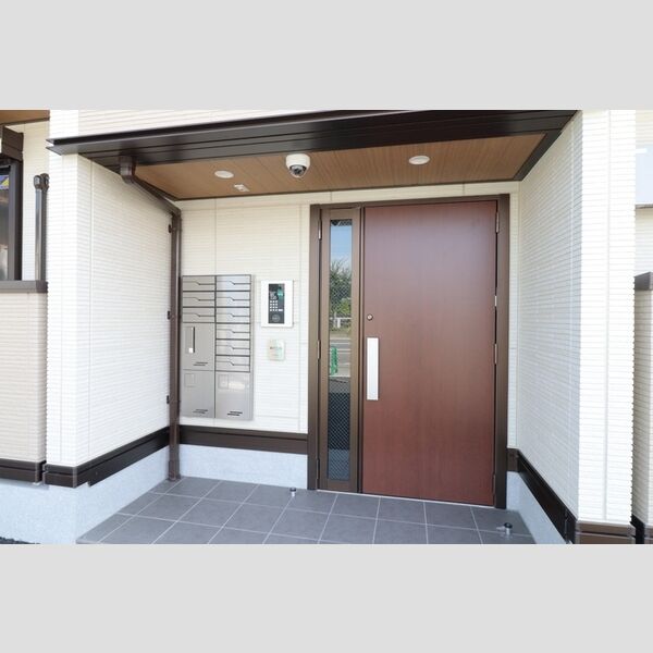 Dアヴァンスレイクタウン エントランス