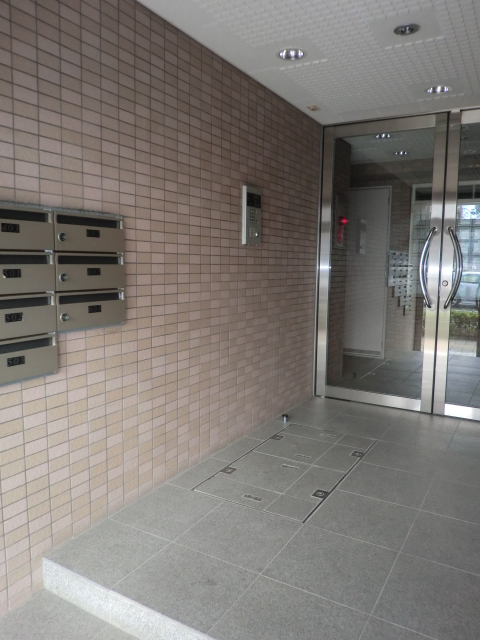 ルミエール反町0302号室 セキュリティ