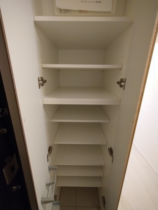 クレイシア菊川ステーションサイト 収納