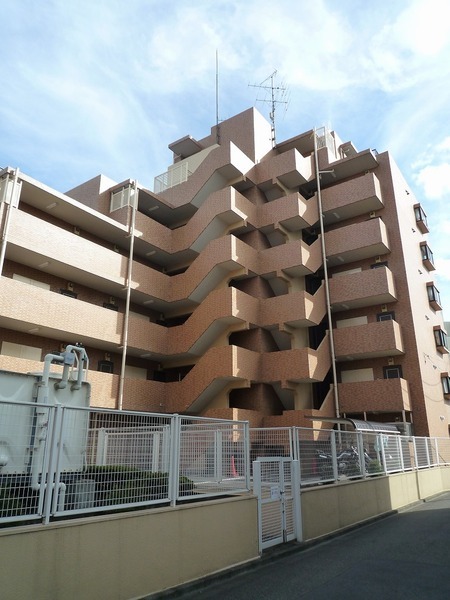 ライオンズマンション高津402号室 外観
