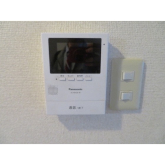 エレガンス綾瀬５0504号室 インターホン