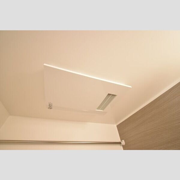 エスポワール201号室 ♪浴室換気乾燥機♪