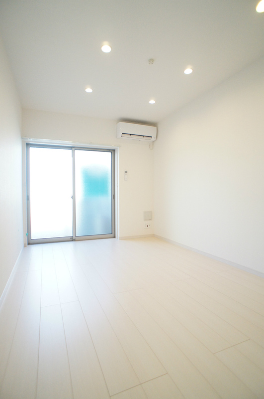 リブリ・エ・トワ1階 部屋その他