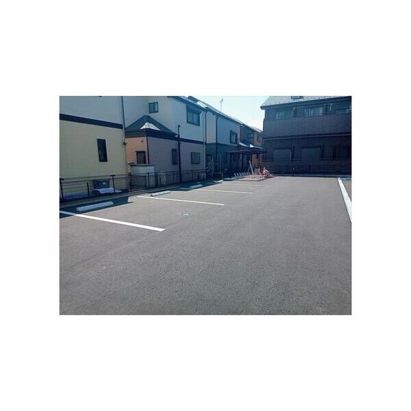 Forest　Maison　LIKO 駐車場