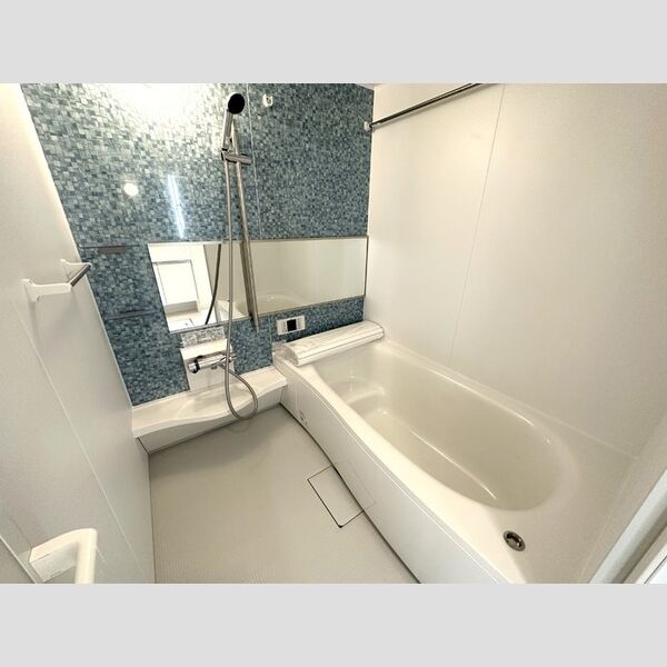 コモドコーポ前原103号室 浴室