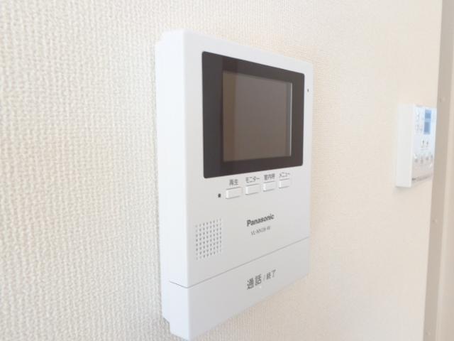 オーク　テラス106号室 カメラ付インターホン