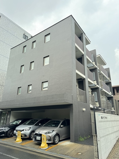 キャピタルパーク 外観