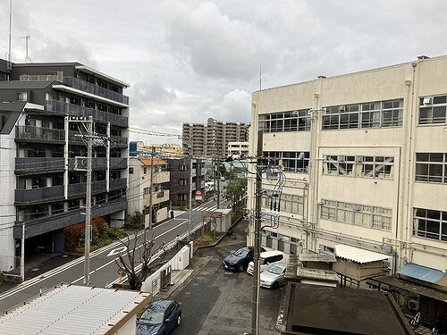 ニックハイム鶴見第二4階 バルコニーからの眺望　※2026年3月撮影の写真