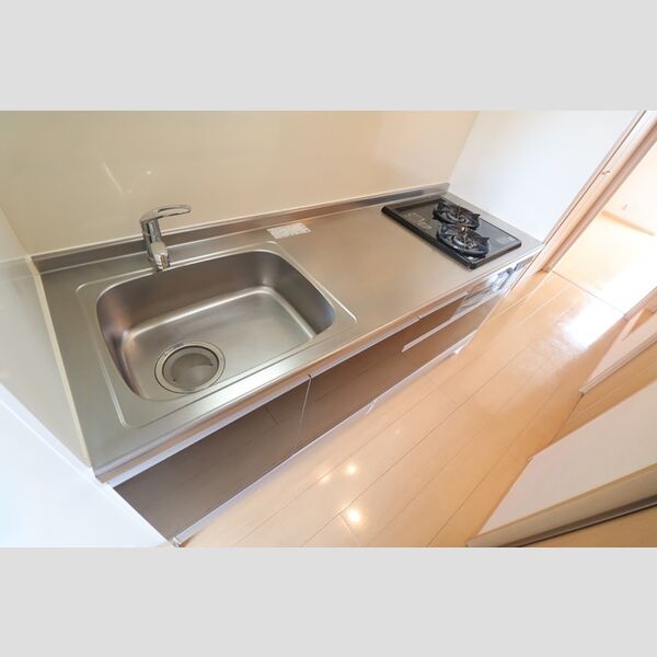 ロイヤルヒル三郷 システムキッチン