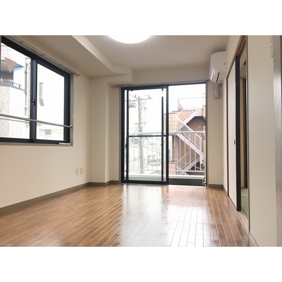 フォーレスト嶋崎0301号室 洋室