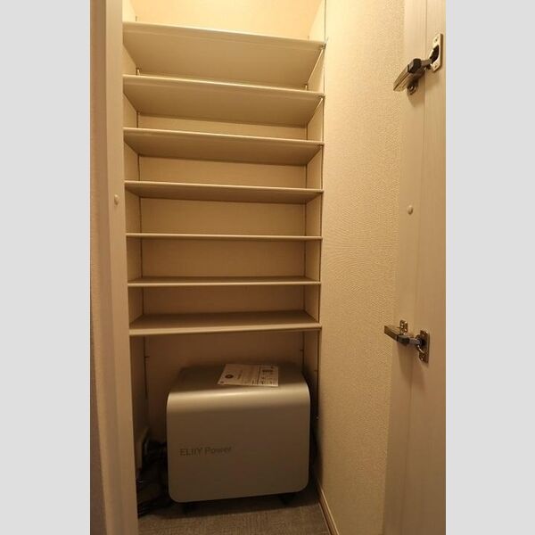 Prendre Simons(プランドール シモンズ)202号室 シューズクローク内部