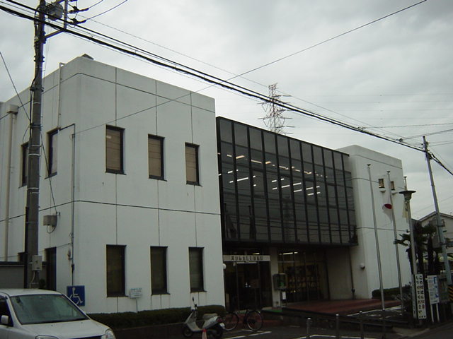 キャトルセゾン105号室 川口市立新郷図書館まで580ｍ