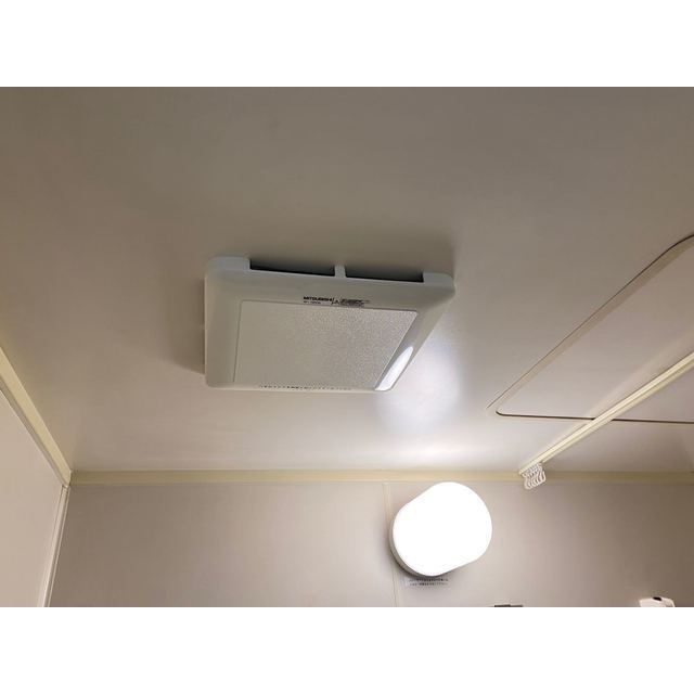 ヤングヒルズ越谷Ⅱ211号室 お風呂