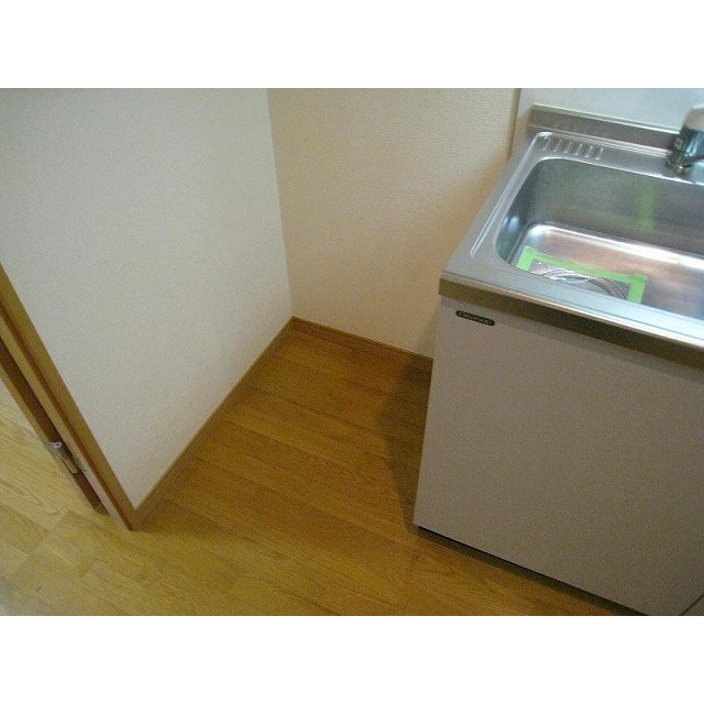 アンプルール フェール K HOUSE301号室 内観