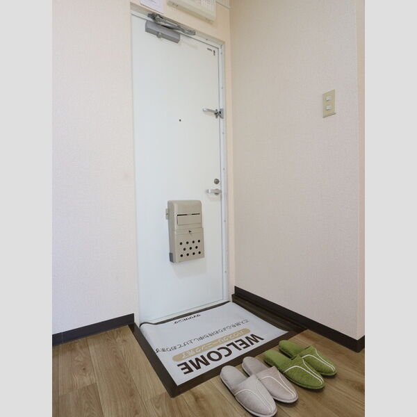 TAP滝本ハイツ103号室 玄関