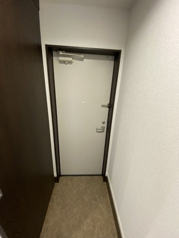 ベイルーム善行102号室 玄関