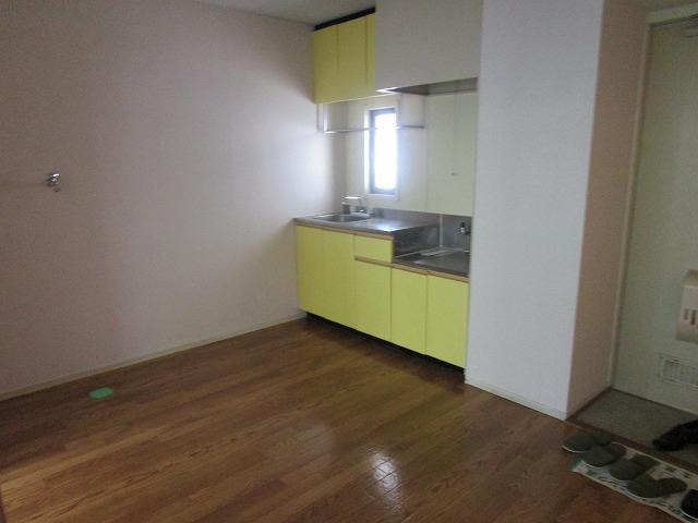 セラミックハイツ鶴見 リビング