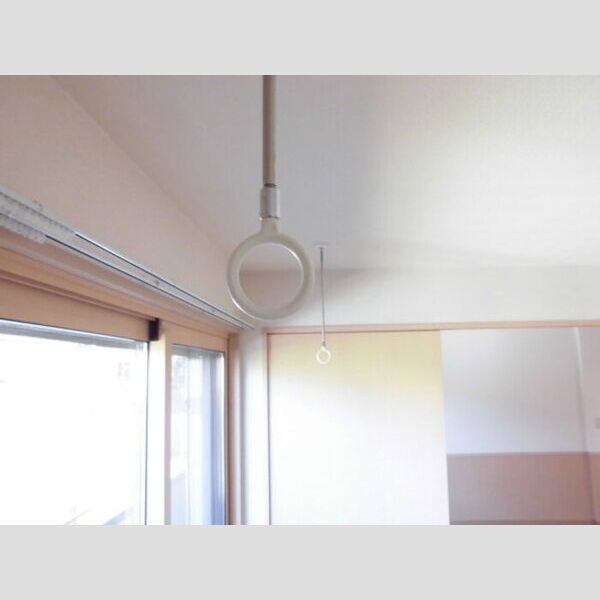 アベニューヴィラ　Ⅰ102号室 室内物干し