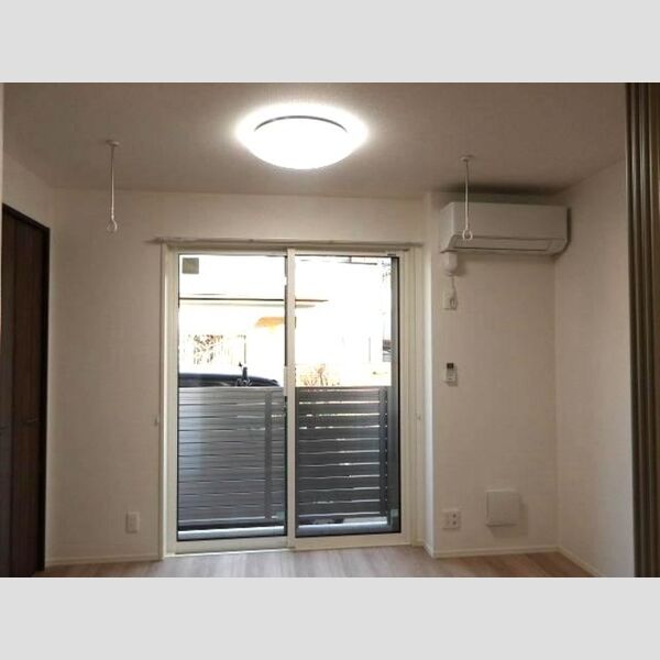 アップルベリーフィールズ102号室 洋室