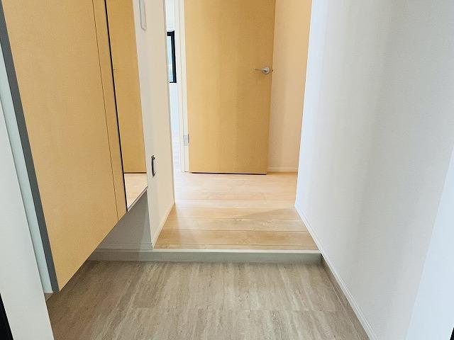 グランディール天神 玄関