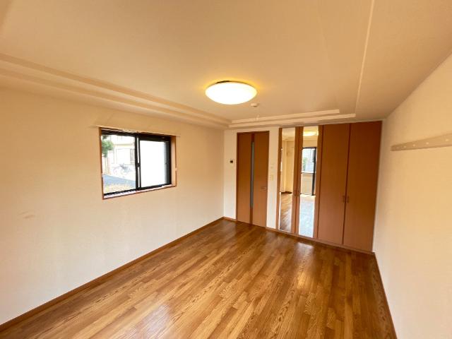 リヴィエール102号室 洋室