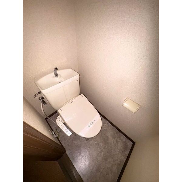 サマックスヴィラ岡田 トイレ