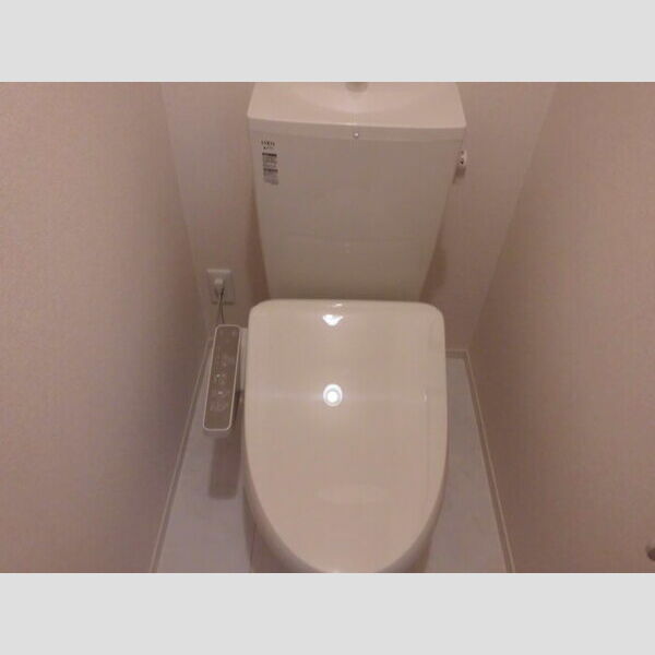 ウィスタリア 7 トイレ