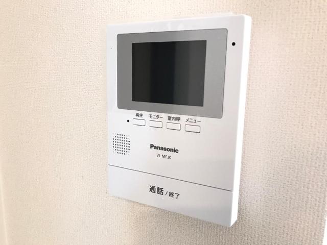 グランルミエール102号室 カメラ付インターホン（イメージ）
