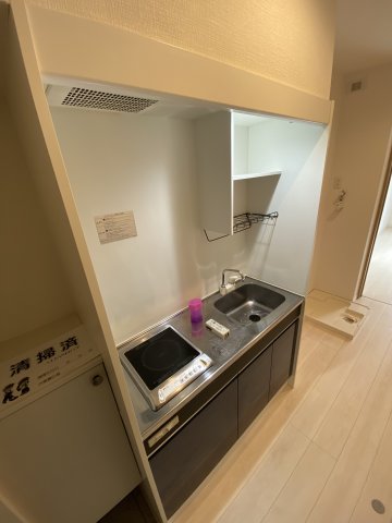 メゾンソレイユ希望ケ丘201号室 キッチン