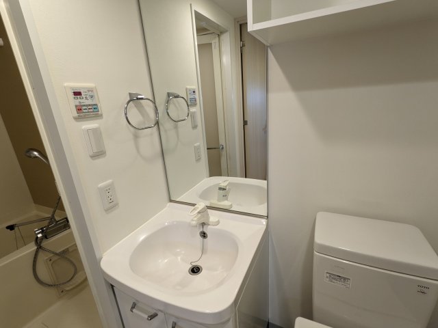 プレミアムキューブ大岡山102号室 洗面
