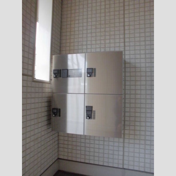 グレイスコート 宅配ボックス