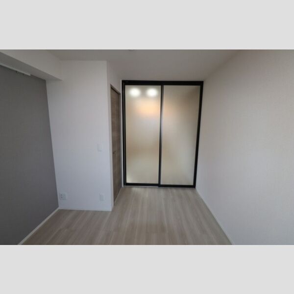 セレスティア江戸川Ⅱ202号室 洋室5.6帖