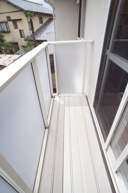 ＳＡＬＡ八幡0202号室 バルコニー