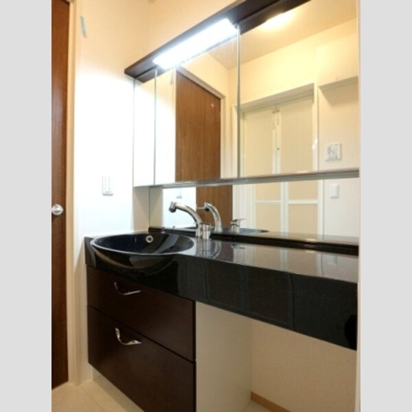 コンフォールコートⅡ 洗髪洗面化粧台