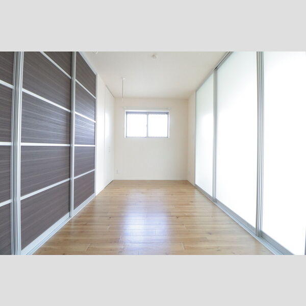 ピラタス　ⅩⅡ 洋室