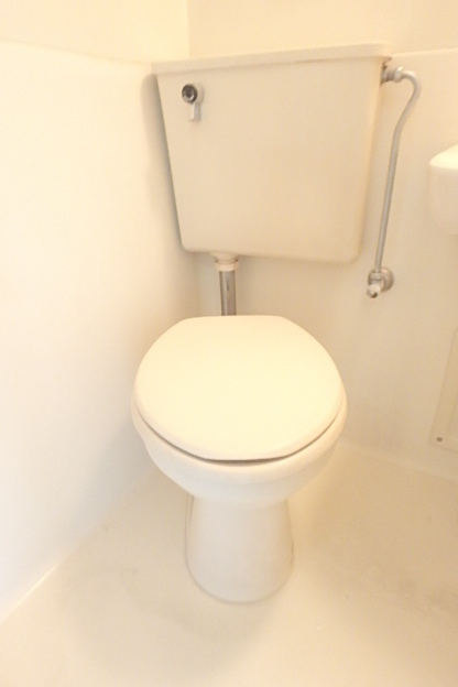 スカイコート横浜平沼8階 トイレ