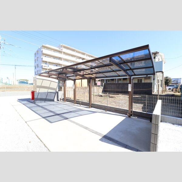 サニークレスト 駐輪場